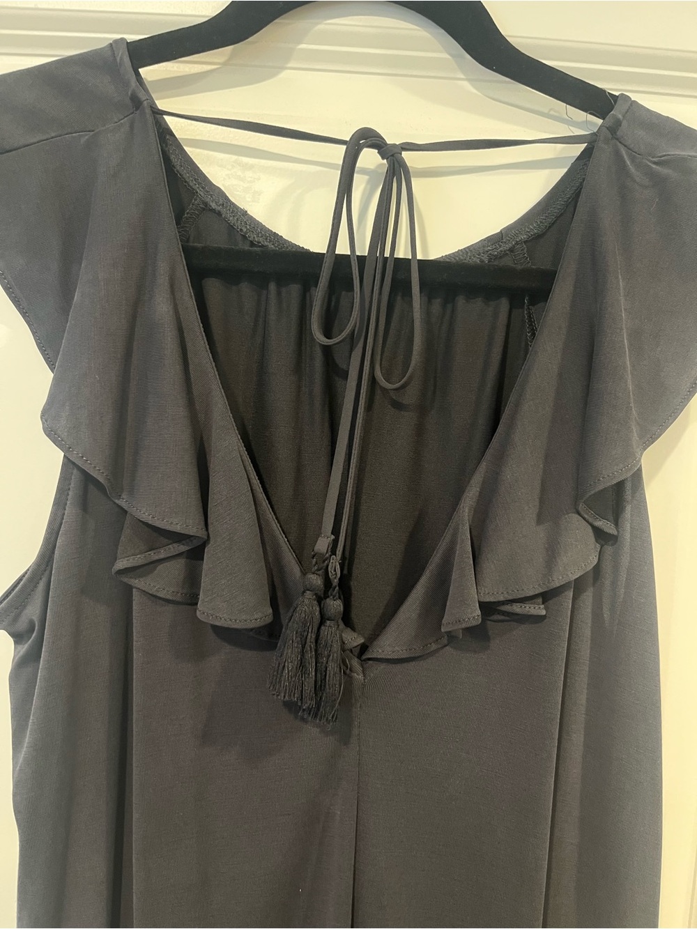 Women’s Ruffle Tie-Back Top - Picture 2 of 4